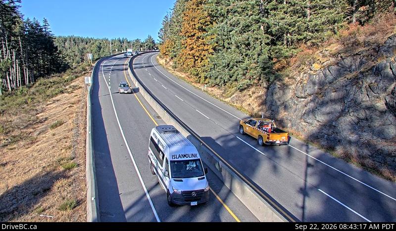 Live DriveBC webcam: Malahat Summit — South on Highway 1 (Malahat)
