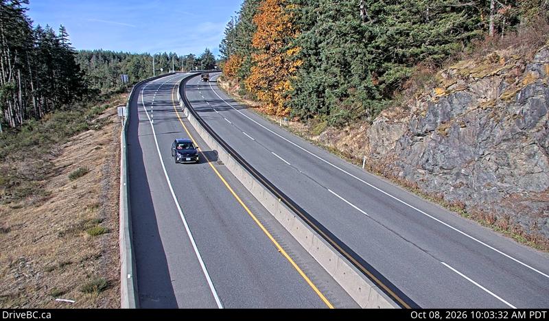 DriveBC webcam: Malahat Summit — South on Highway 1 (Malahat)