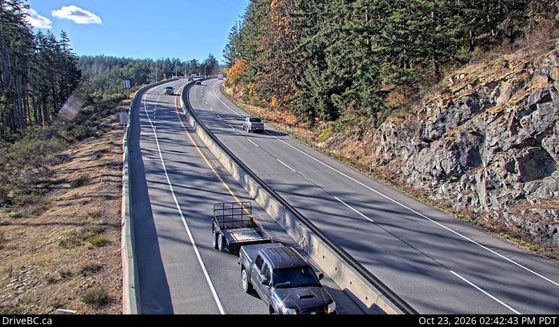 DriveBC webcam: Malahat Summit — South on Highway 1 (Malahat)