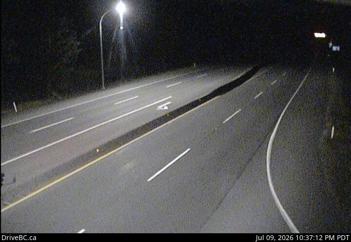 DriveBC webcam: Butterfield Road — South on Highway 1 (Malahat)