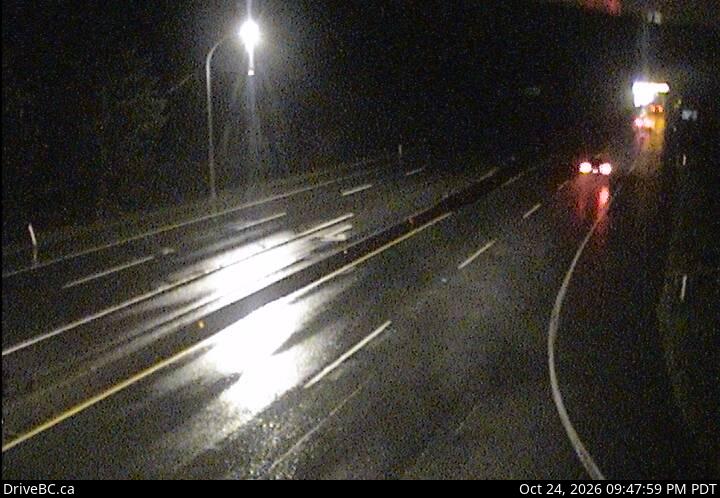 Live DriveBC webcam: Butterfield Road — South on Highway 1 (Malahat)