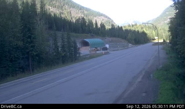 Live DriveBC webcam: Albert Canyon on Highway 1 (Rogers Pass)