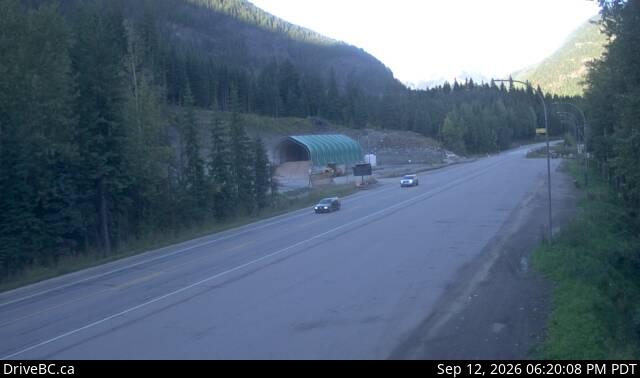 DriveBC webcam: Albert Canyon on Highway 1 (Rogers Pass)
