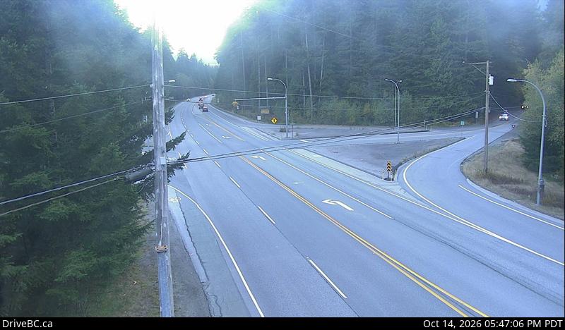 DriveBC webcam: Alice Lake — South on Highway 99 (Sea to Sky Highway)