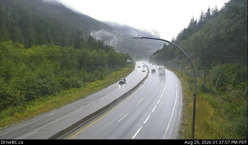 Portia — North — Hwy 5 at Portia Chain Up, looking north