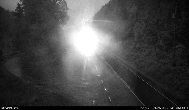 Eagle River - E highway camera
