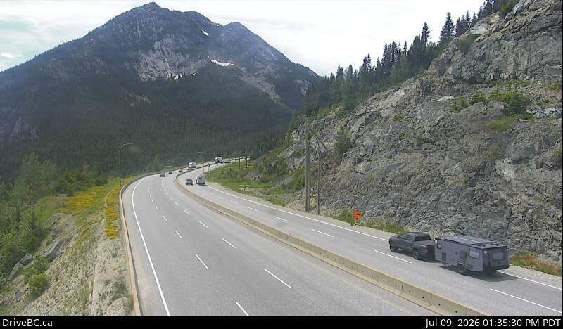 Coquihalla Summit — South — Hwy 5 about 7 km north of Zopkios Brake Check, looking south