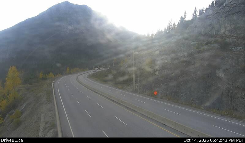 Coquihalla Summit — South — Hwy 5 about 7 km north of Zopkios Brake Check, looking south