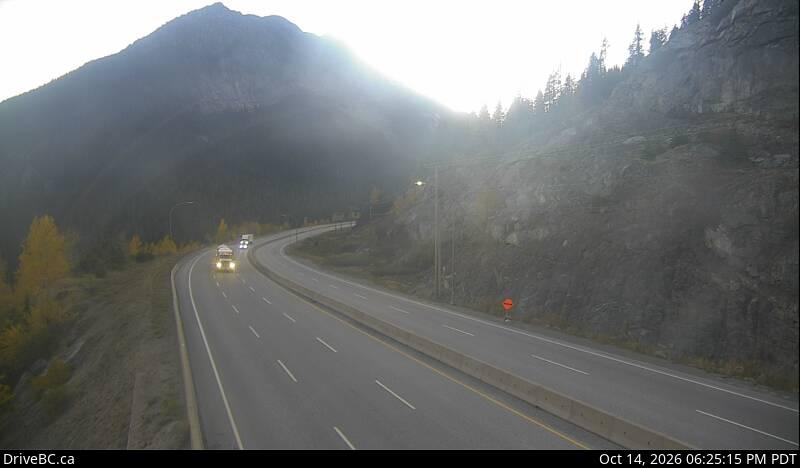 Coquihalla Summit — South — Hwy 5 about 7 km north of Zopkios Brake Check, looking south