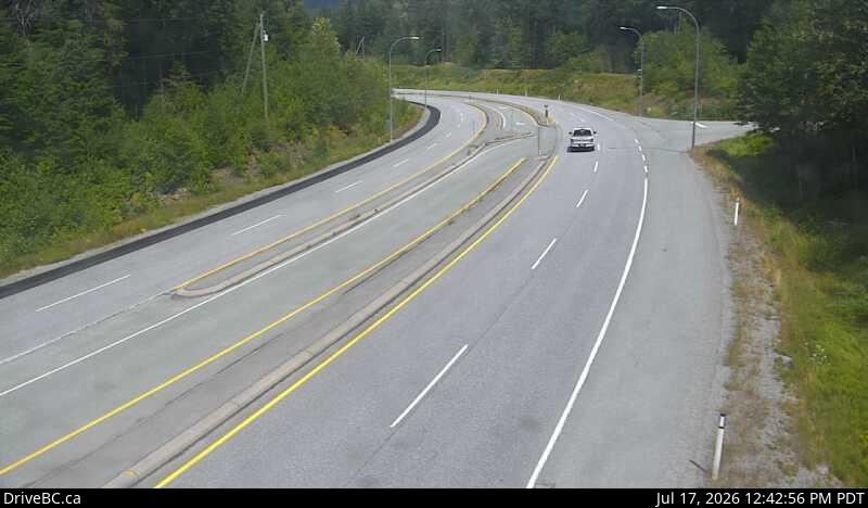 DriveBC webcam: Daisy Lake — North on Highway 99 (Sea to Sky Highway)