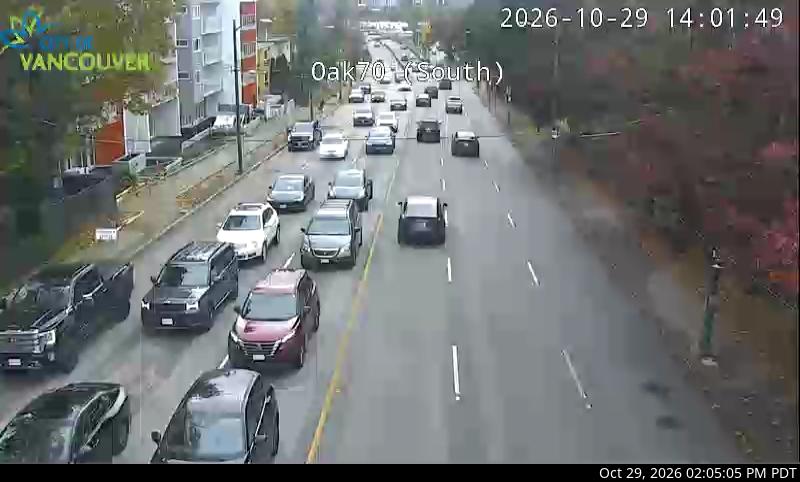 Oak Street at 70 Avenue - S