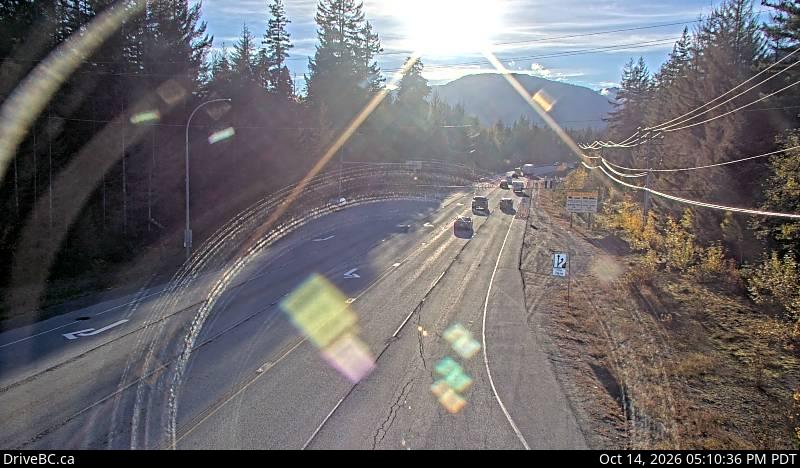Live DriveBC webcam: Function Junction (Whistler) — South on Highway 99 (Sea to Sky)