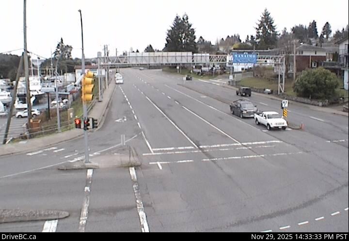 Looking at Stewart Ave