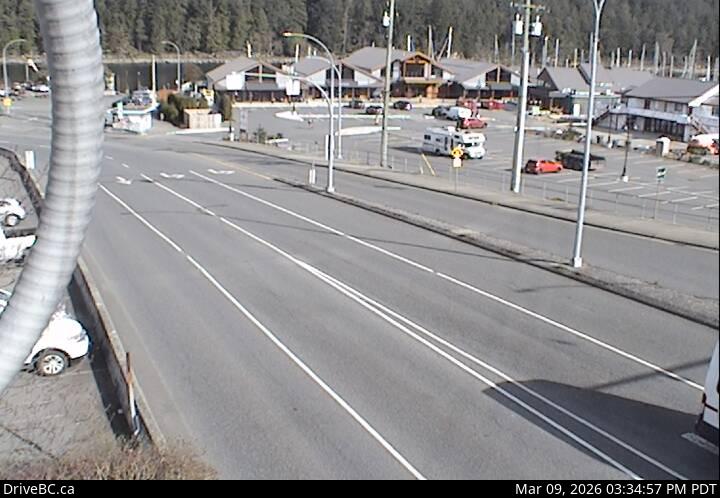 Looking at Stewart Ave