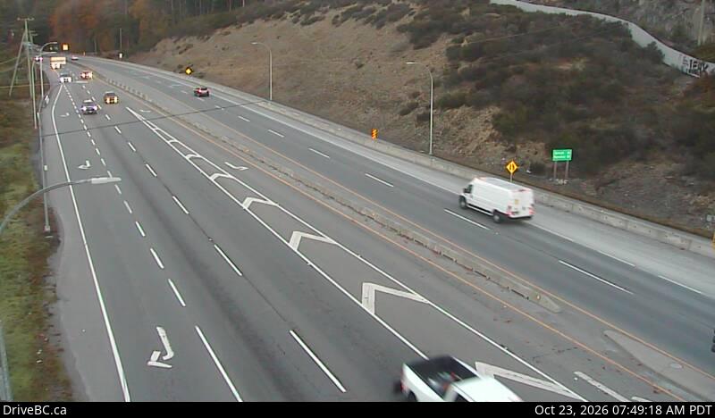 DriveBC webcam: West Shore Parkway — Northbound on Highway 1 (Malahat)