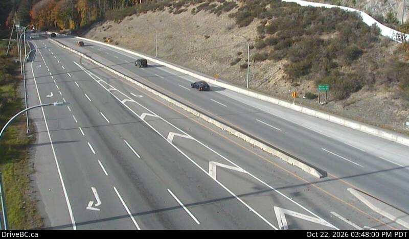 DriveBC webcam: West Shore Parkway — Northbound on Highway 1 (Malahat)