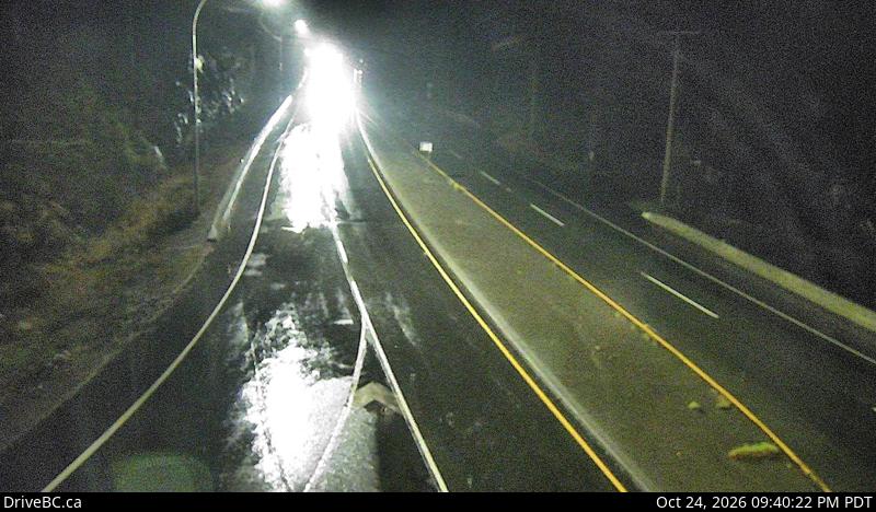 Live DriveBC webcam: Malahat Drive — North on Highway 1 (Malahat)