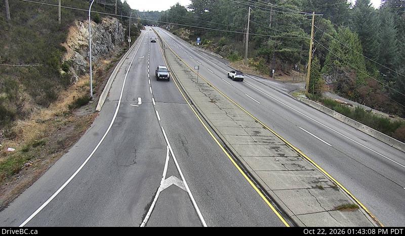 DriveBC webcam: Malahat Drive — North on Highway 1 (Malahat)