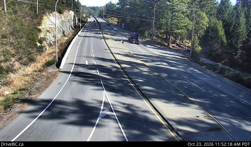 DriveBC webcam: Malahat Drive — North on Highway 1 (Malahat)