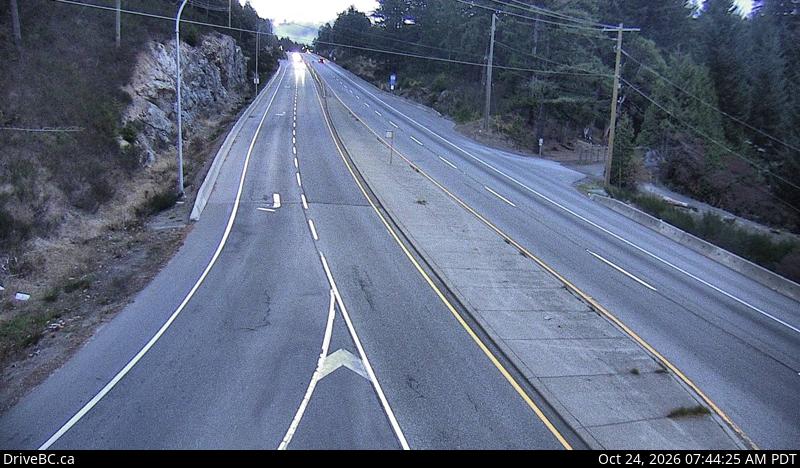 DriveBC webcam: Malahat Drive — North on Highway 1 (Malahat)