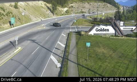 DriveBC webcam: Golden — Eastbound on Highway 1 (Rogers Pass)
