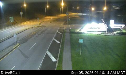 Live DriveBC webcam: Golden — Eastbound on Highway 1 (Kicking Horse Pass)