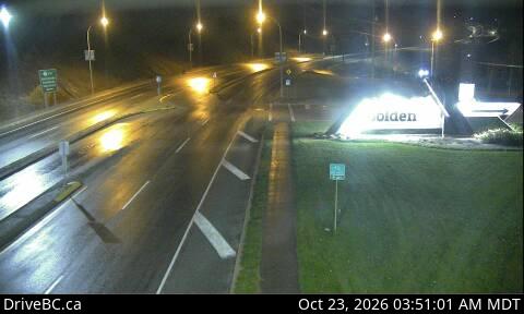 Live DriveBC webcam: Golden — Eastbound on Highway 1 (Rogers Pass)
