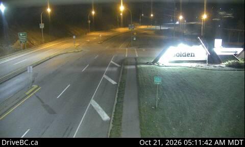 DriveBC webcam: Golden — Eastbound on Highway 1 (Kicking Horse Pass)