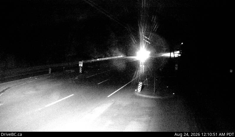 DriveBC webcam: Malahat at Tunnel Hill — North on Highway 1 (Malahat)
