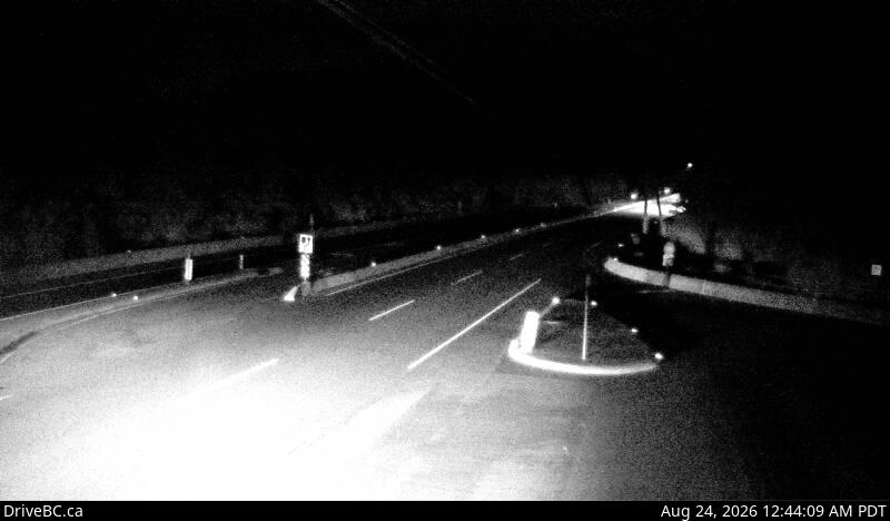 DriveBC webcam: Malahat at Tunnel Hill — North on Highway 1 (Malahat)