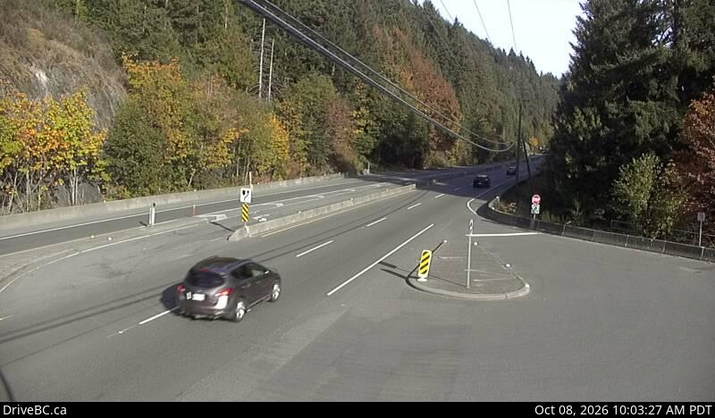 DriveBC webcam: Malahat at Tunnel Hill — North on Highway 1 (Malahat)