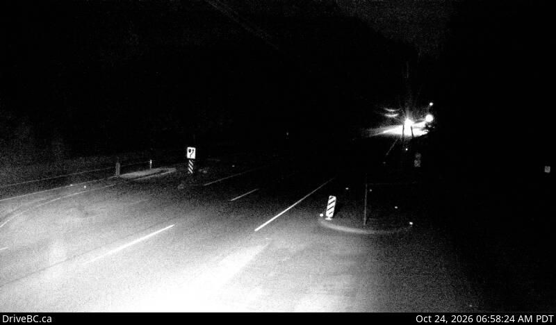 DriveBC webcam: Malahat at Tunnel Hill — North on Highway 1 (Malahat)