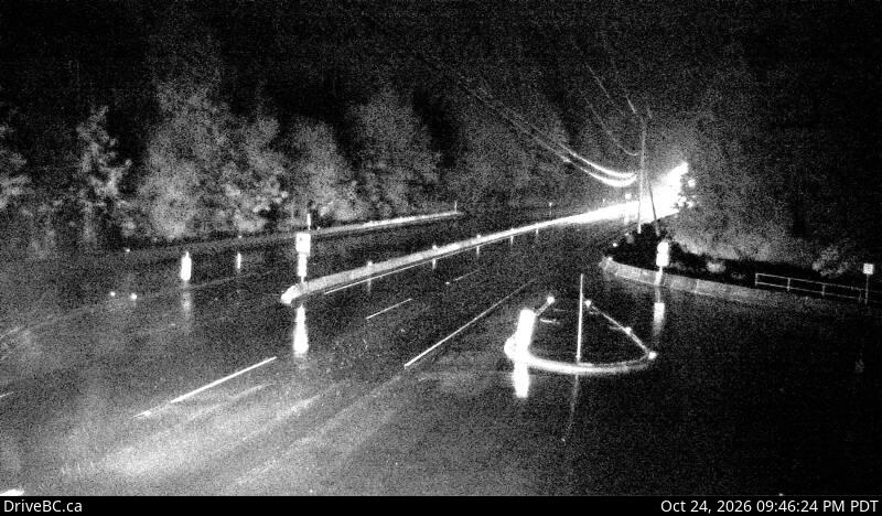 Live DriveBC webcam: Malahat at Tunnel Hill — North on Highway 1 (Malahat)