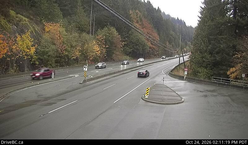 DriveBC webcam: Malahat at Tunnel Hill — North on Highway 1 (Malahat)