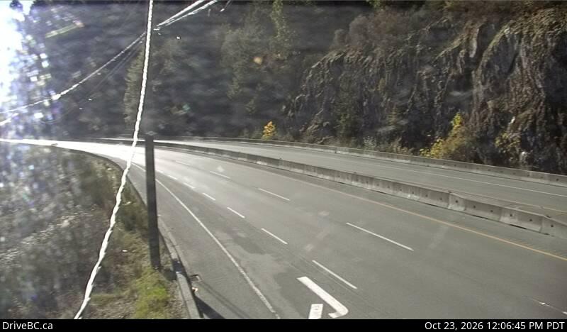 DriveBC webcam: Malahat at Tunnel Hill — South on Highway 1 (Malahat)