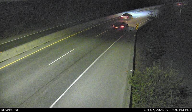 DriveBC webcam: Goldstream Park — North on Highway 1 (Malahat)
