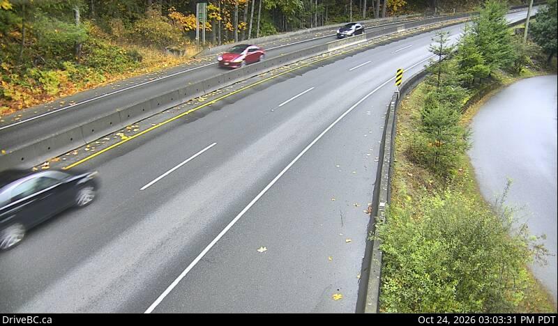 DriveBC webcam: Goldstream Park — North on Highway 1 (Malahat)