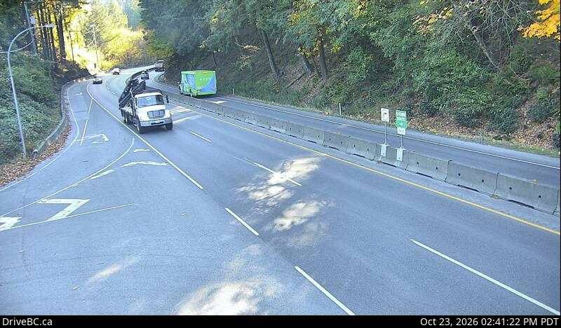 DriveBC webcam: Goldstream Park — South on Highway 1 (Malahat)