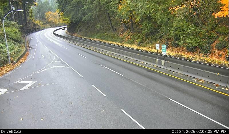 DriveBC webcam: Goldstream Park — South on Highway 1 (Malahat)