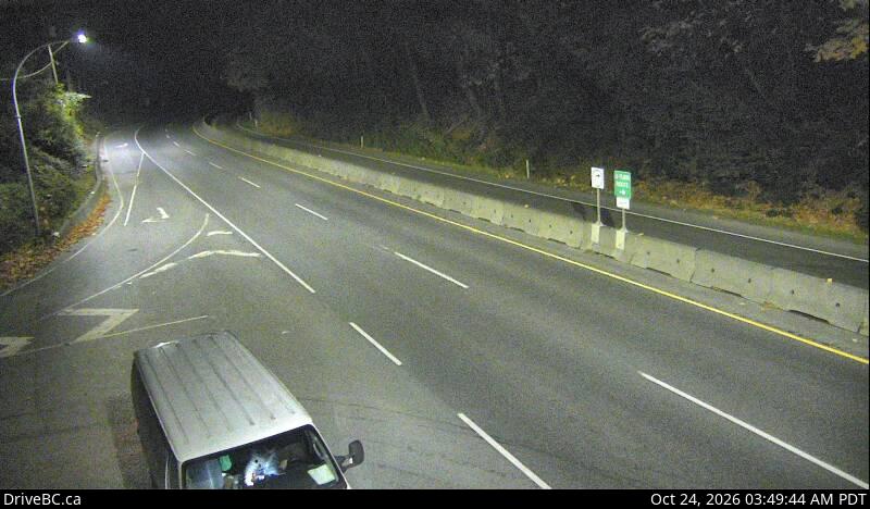 DriveBC webcam: Goldstream Park — South on Highway 1 (Malahat)